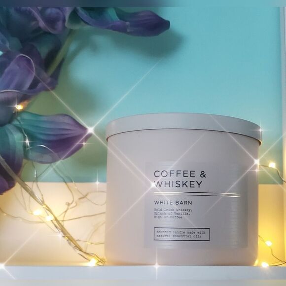 Bath & Body Works Coffee and Whiskey 3 Wick Candle (White Barn) - Picture 2 of 4
